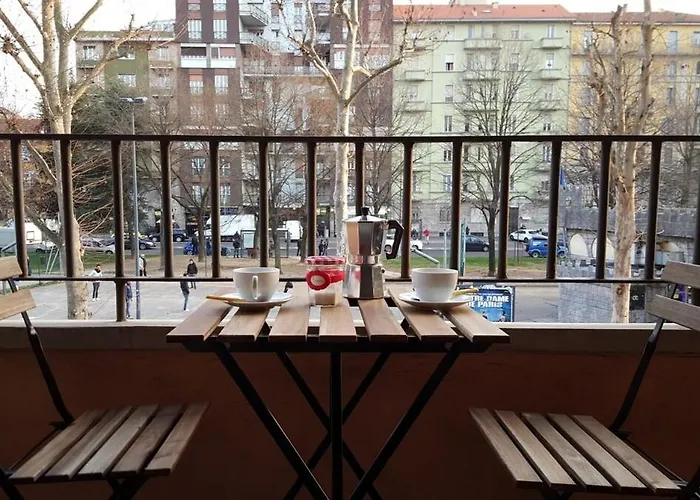Bocconi-navigli * Milán